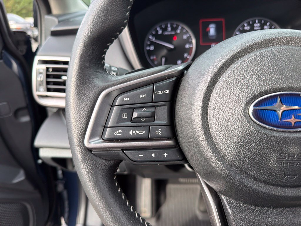 Used 2025 Subaru Outback Limited AWD/4WD image 15