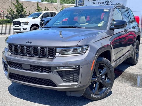 New 2026 Jeep Grand Cherokee Limited AWD/4WD image 3