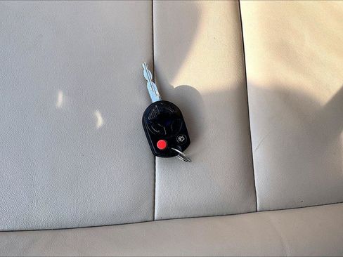 Used 2010 Ford Escape XLT FWD image 33