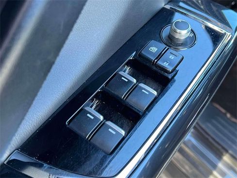 Used 2019 MAZDA CX-9 Touring w/ Touring Premium Package image 19