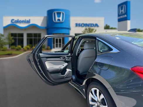 Used 2023 Honda Civic LX image 29