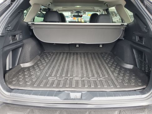 Used 2021 Subaru Outback Onyx Edition XT image 17