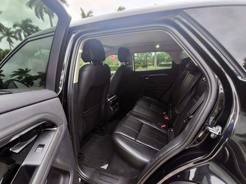 Used 2020 Land Rover Range Rover Evoque SE image 8