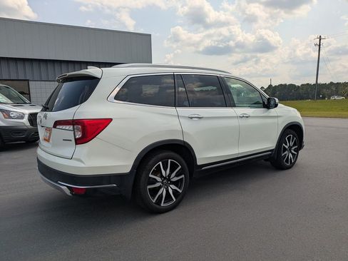 Used 2019 Honda Pilot Touring image 4