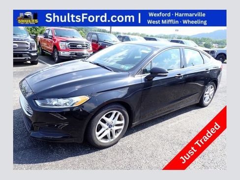 Used 2016 Ford Fusion SE FWD image 1