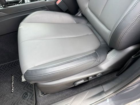 Used 2026 Subaru Outback Premium AWD/4WD image 21