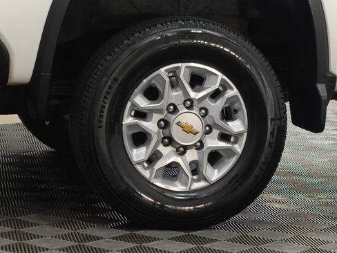 Used 2021 Chevrolet Silverado 2500 LTZ w/ LTZ Convenience Package AWD/4WD image 78