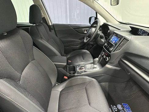 Used 2023 Subaru Forester Premium image 15