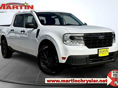 Used 2022 Ford Maverick XL image 1