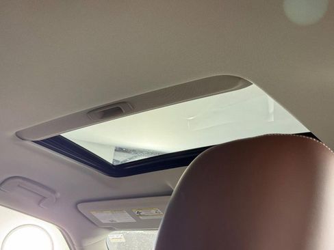 Used 2023 INFINITI QX80 Premium Select w/ Cargo Package image 13