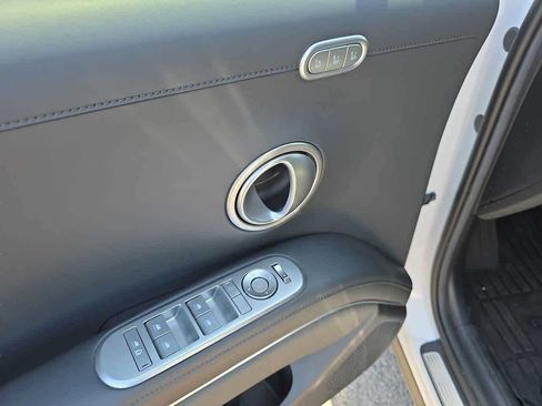 Used 2026 Hyundai Palisade Calligraphy FWD image 16