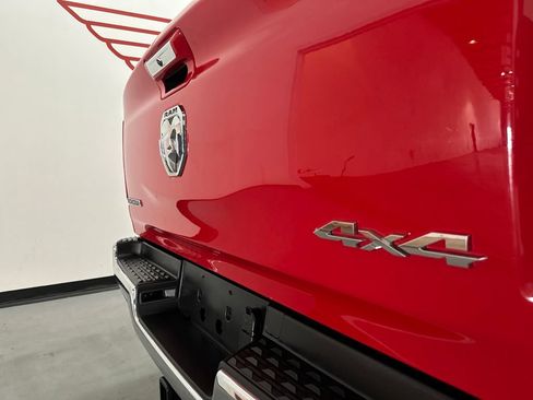 Used 2020 RAM 1500 Big Horn AWD/4WD image 10
