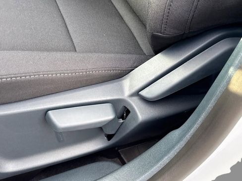 New 2025 Ford Maverick XL w/ Equipment Group 101A image 18