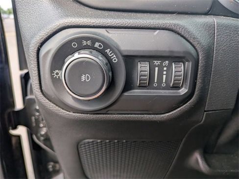 Used 2021 Jeep Wrangler Unlimited Willys image 31