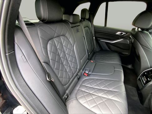 Used 2023 BMW X5 xDrive40i w/ Premium Package AWD/4WD image 20