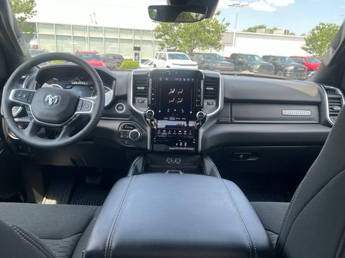 Used 2025 RAM 1500 Big Horn AWD/4WD image 25