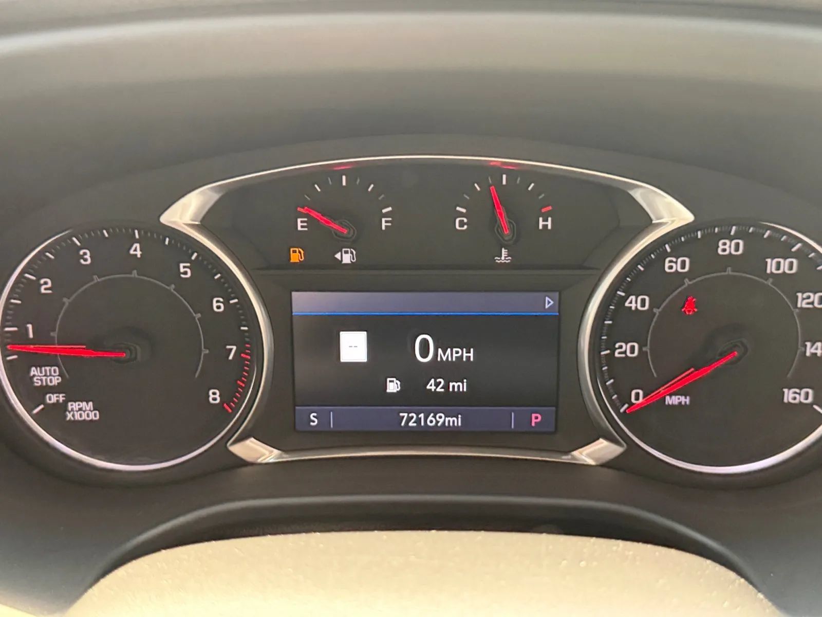 Used 2021 GMC Acadia SLT w/ LPO, Floor Liner Package FWD image 22