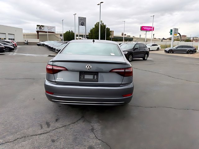 Used 2019 Volkswagen Jetta S w/ Driver Assistance Package FWD image 4