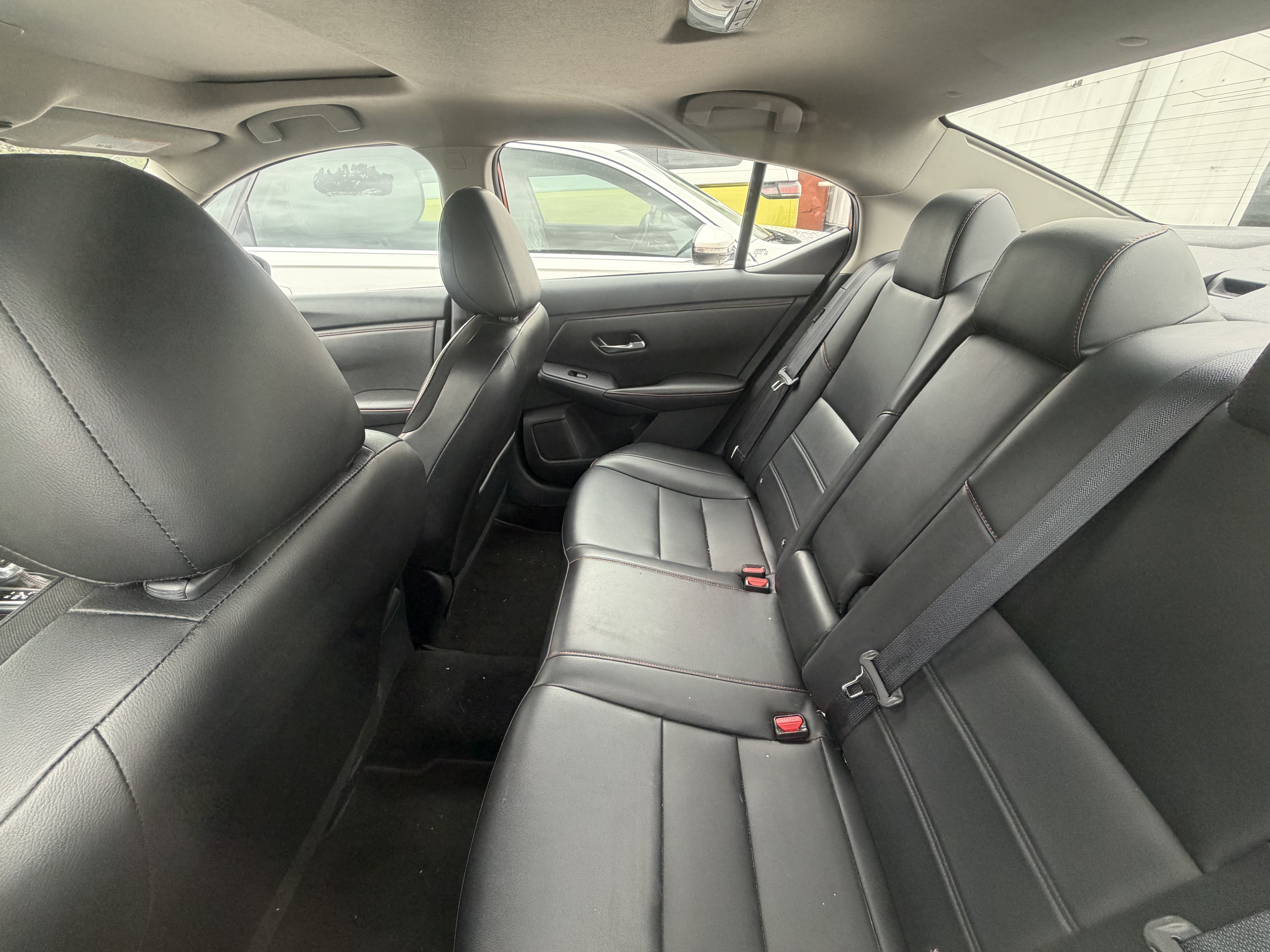 Used 2025 Nissan Sentra SR w/ SR Premium Package FWD image 7