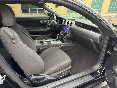 Used 2022 Ford Mustang GT image 10