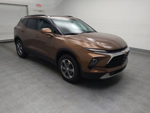 Used 2024 Chevrolet Blazer LT w/ Convenience Package FWD image 11