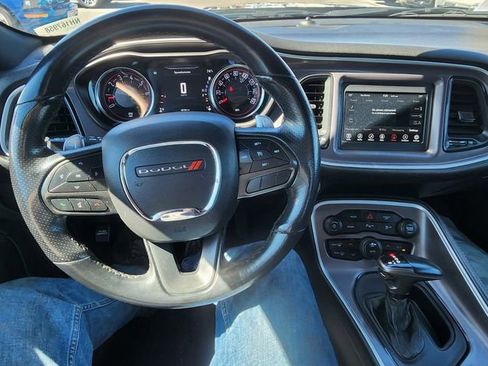 Used 2022 Dodge Challenger GT RWD image 4