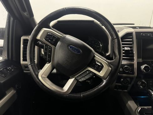 Used 2020 Ford F150 Lariat w/ Equipment Group 502A Luxury image 4