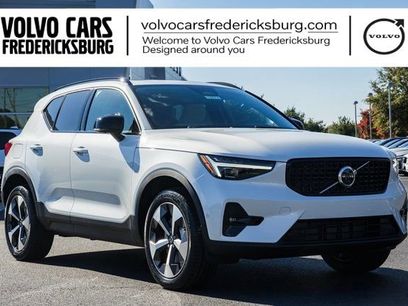 New 2026 Volvo XC40 B5 Plus w/ Protection Package Premier