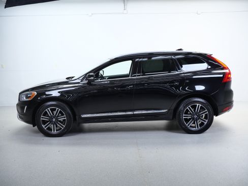 Used 2017 Volvo XC60 T5 Dynamic w/ Preferred Option Package AWD/4WD image 10