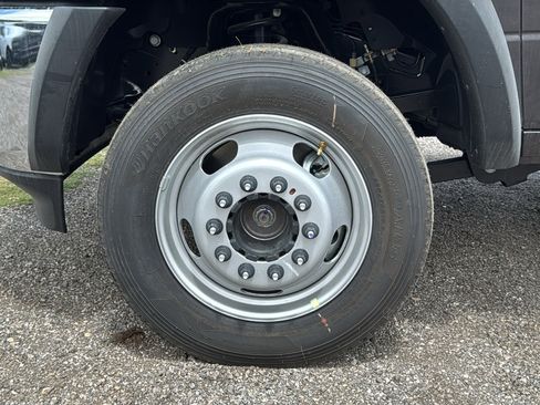 New 2026 RAM 5500 Tradesman w/ Chrome Appearance Group image 23