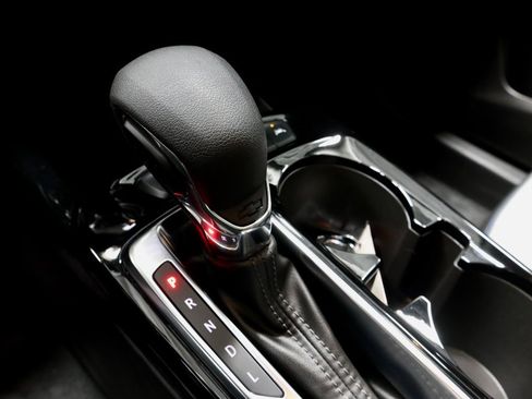 Used 2024 Chevrolet Trax LT w/ Driver Confidence Package image 33