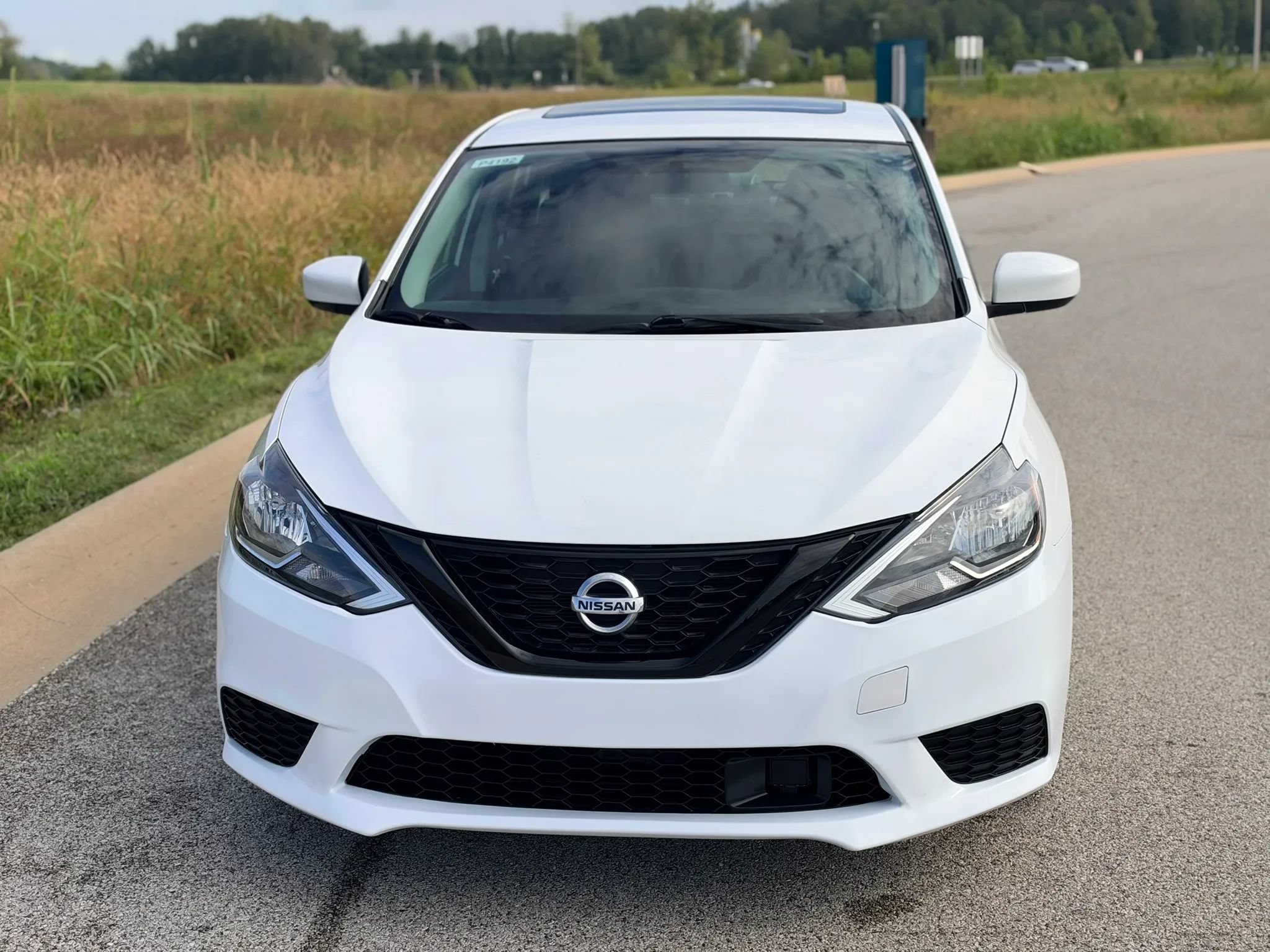 Used 2019 Nissan Sentra SV w/ Special Edition Package FWD image 12