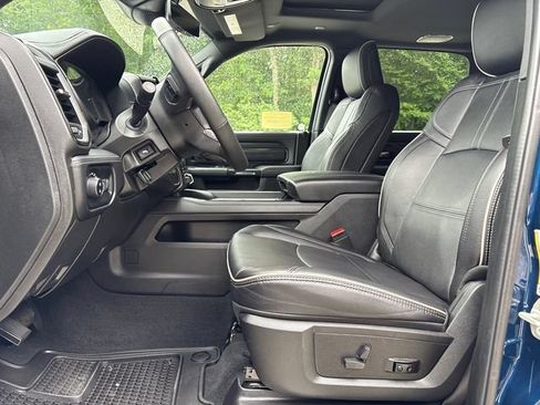 Used 2024 RAM 3500 Limited AWD/4WD image 35