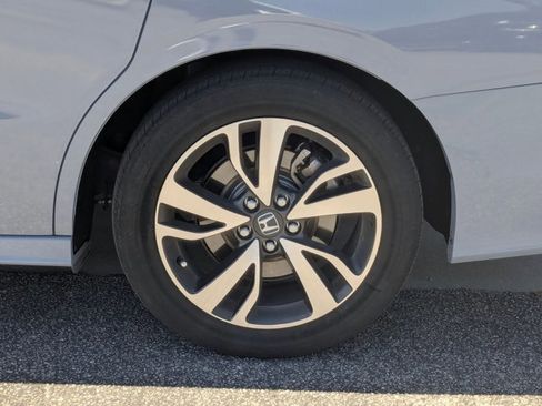 Used 2024 Honda Odyssey Touring image 25