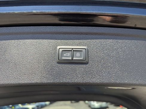 Used 2021 Audi Q5 2.0T Premium w/ Convenience Package AWD/4WD image 45