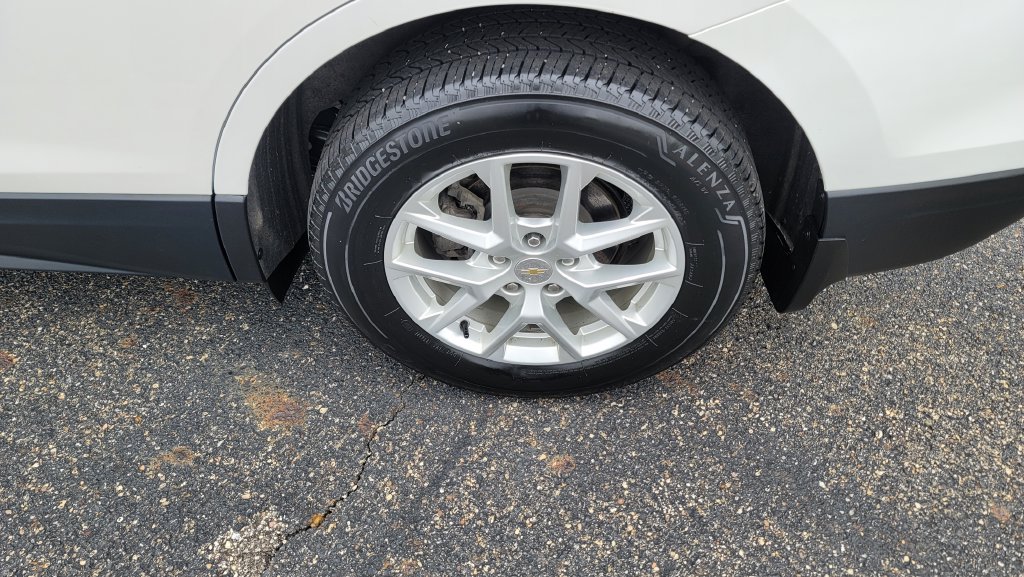 Used 2022 Chevrolet Equinox LT AWD/4WD image 8