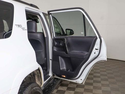 Used 2024 Toyota 4Runner TRD Off-Road Premium image 23