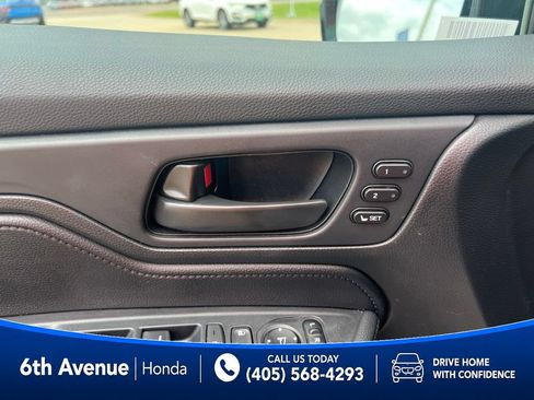 Used 2025 Honda Odyssey Sport-L image 27