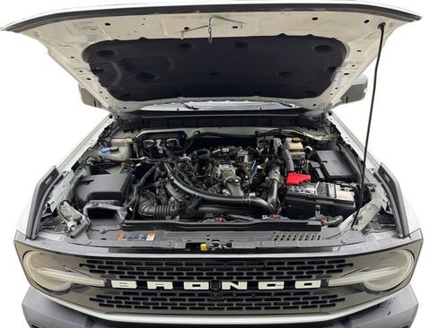 Used 2022 Ford Bronco Wildtrak AWD/4WD image 16