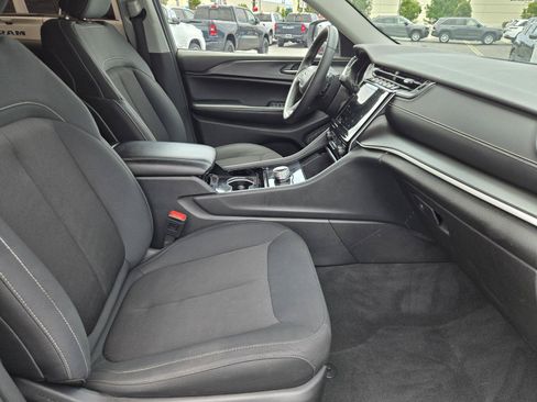 Certified 2023 Jeep Grand Cherokee L Laredo w/ Luxury Tech Group I RWD image 32