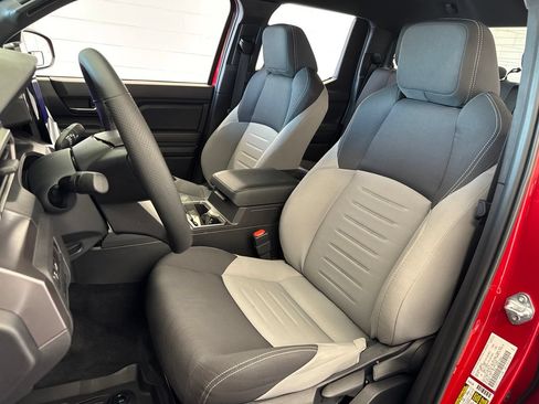 Used 2026 Toyota Tacoma TRD Sport AWD/4WD image 15