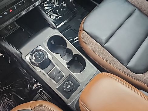 Used 2025 Ford Bronco Sport Outer Banks w/ Outer Banks Tech Package+ image 18