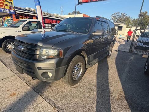 Used 2016 Ford Expedition XL image 5