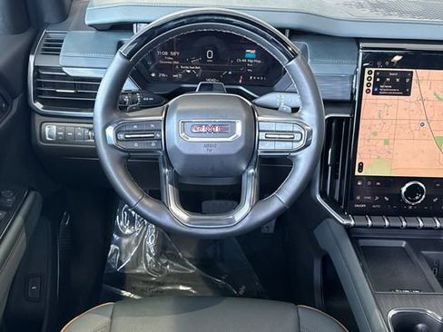 Used 2024 GMC Acadia AT4 w/ Super Cruise Package image 16