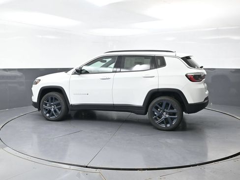 New 2026 Jeep Compass Latitude AWD/4WD image 6