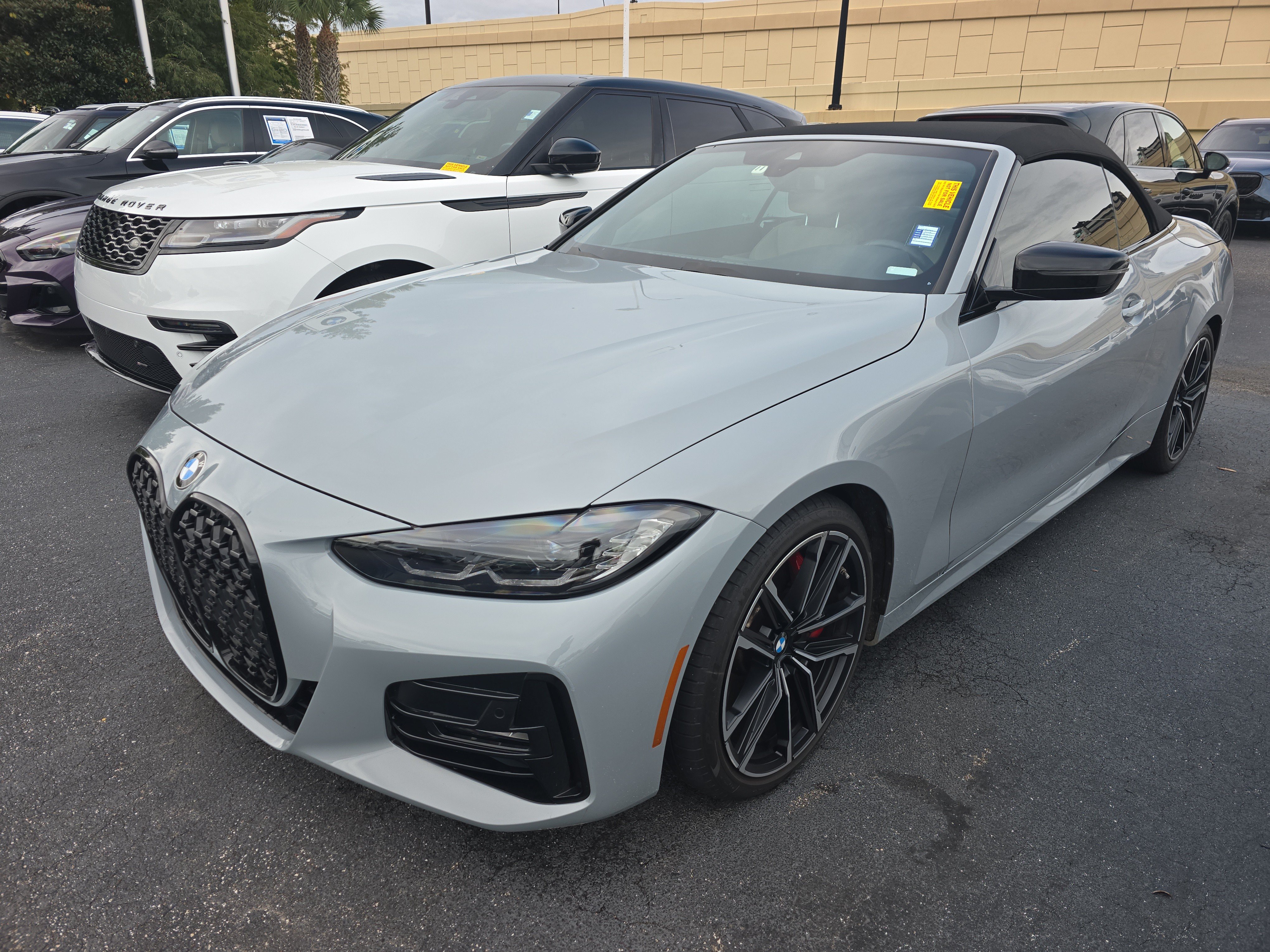 Used 2023 BMW 430i Convertible w/ M Sport Package RWD image 3
