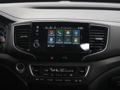 Used 2022 Honda Pilot TrailSport image 16