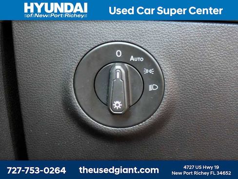 Used 2023 Volkswagen Taos SEL w/ Black Wheel Package image 33