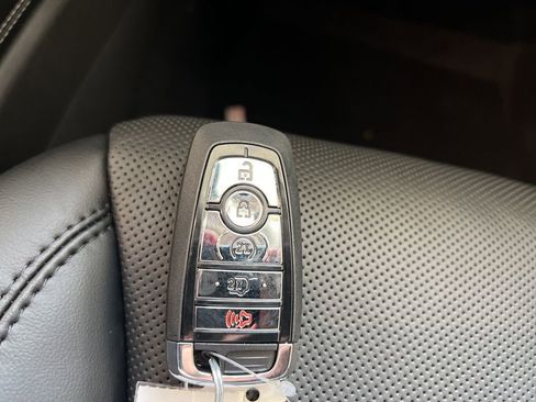 New 2026 Lincoln Corsair Reserve w/ Jet Appearance Package image 41