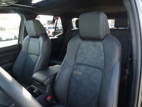 Used 2025 Toyota 4Runner TRD Pro AWD/4WD image 18